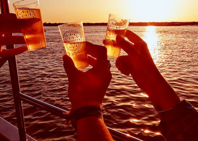 Brindis Isla Cristina | Emai | Paseo en barco